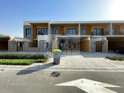 3 bedroom townhouse for sale in Azha Community, Al Amerah