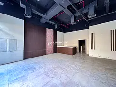 SHELL AND CORE | PRIME RETAIL | SEMI-FITTED