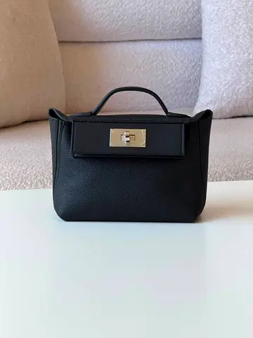 Hermes Bag Size  22cm With packaging
