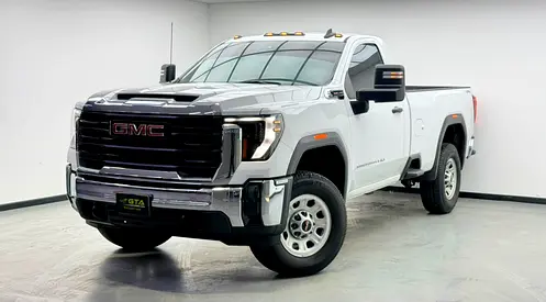 2025 GMC Sierra 3500 HD, May/2028 GMC Warranty, Excellent Condition, GCC