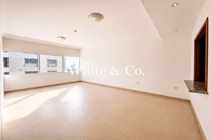 Large Layout I Well Maintained I Vacant