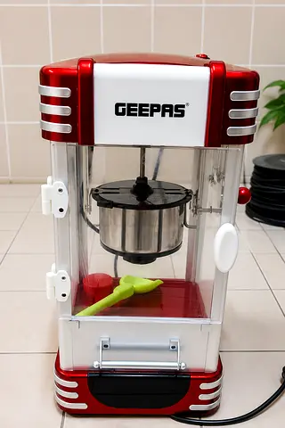 Geepas Commercial-Style Popcorn Maker (Red/White) - Used