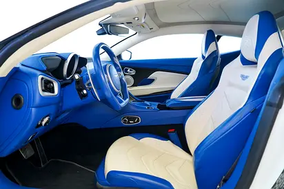 2019 Aston Martin DBS 照片 8