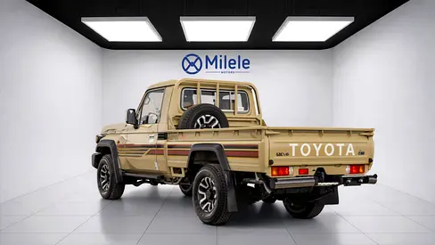 2025 Toyota LAND CRUISER 70 SERIES — фото 5