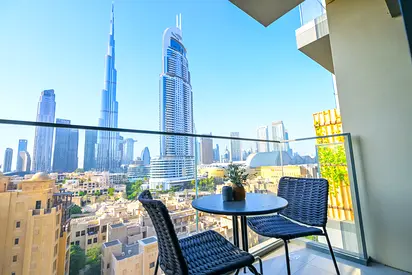 Stunning Burj Khalifa View | 2BR | Walk to Dubai Mall