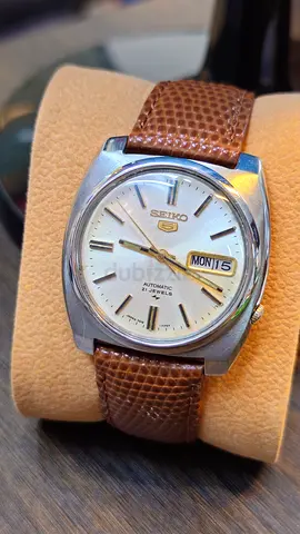 Vintage Seiko5 Automatic 7019 caliber 21-jewels japan made Men's watch(Used)NO BOX NO PAPER