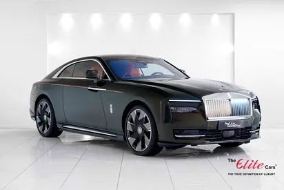 2025 ROLLS-ROYCE SPECTRE/ OLIVE GREEN / GCC SPECS / DEALER WARRANTY / SERVICE CONTRACT