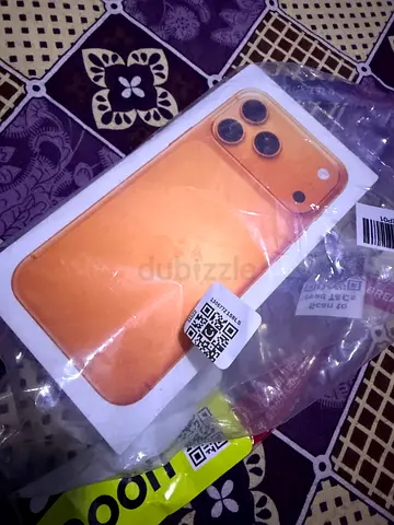 iPhone 17 pro max eSIM 256 orange packed