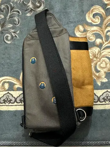 Compact two-tone crossbody sling bag - grey and mustard