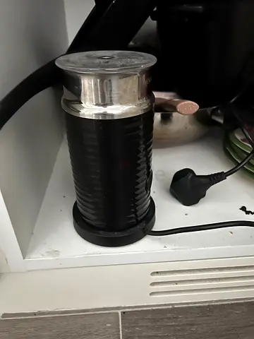 Nespresso Machine + Electric Milk Frother - Black