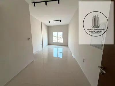 شقة غرفتين وصالة جديدة ثاني ساكن بلكونة وخزائن الحميدية عجمان