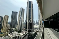 Luxuxy 2BR | Prime Location | Rented