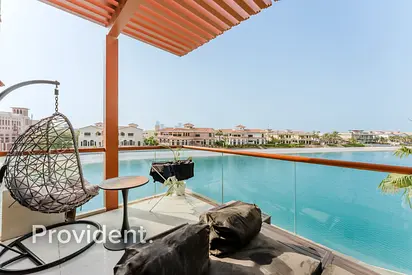Exclusive Listing | Vacant August | Sea View