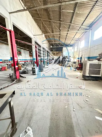 للايجار مستودع الصناعيه 4 | موقع استراتيجي مميز | قريبه من الرئيسي | مساحه 8الف قدم | كهربا 90 كيلووات | مكاتب للاعمال | سكن عمال | مناسب لاي نشاط |