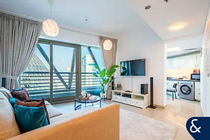 High Floor | 1 bed | Upgraded | Vacant