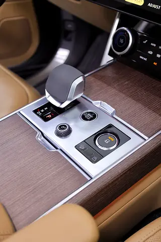 2023 LAND Rover RANGE ROVER thumbnail 6