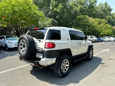2015 Toyota FJ CRUISER — фото 5