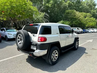 2015 Toyota FJ CRUISER — фото 6