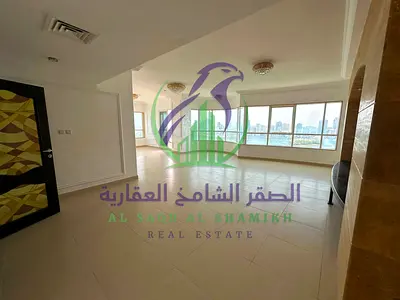 شقه اربع غرف وصاله المجاز ثلاث مع باركينج جييم و مسبح مجاني مع غرفة خادمه مع بلكونه خزئن بالحائط اطلاله بحريه