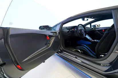 2022 Lamborghini HURACAN — миниатюра 6