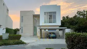 Luxury villa for sale in Al Zorah, Ajman, with full golf course views | Land area 13,500 sq ft | Bui