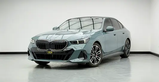 2024 BMW 520i M-Sport, April/2029 BMW Warranty + Service Contract, Full BMW Service History, GCC