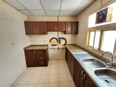 [[ NEAR BUS STATION]] BIG HALL 2 BHK 2 WASHROOM FAMILY BUILDING ONLY 37K PRIME LOCATION MUWAILIAH AREA