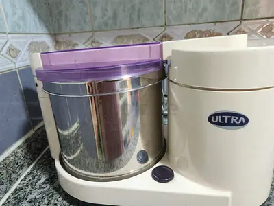Ultra Tabletop wet grinder 1 liter in good condition for sale