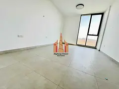 Hot offer studio in 36k with wardrobes 1parking free
