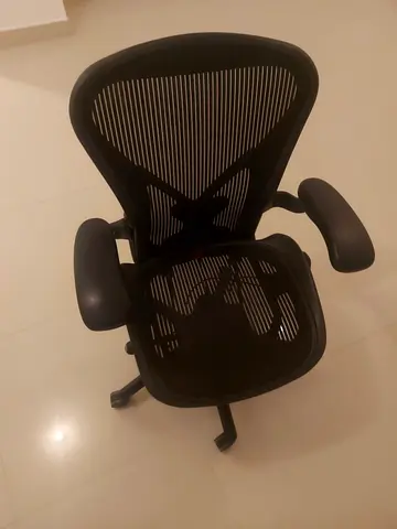 Herman Miller Aeron Office Chair Fully Options With Adjustable Arms and Lumbar Support