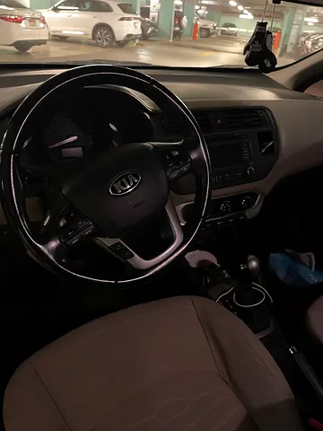 2015 KIA RIO 照片 2