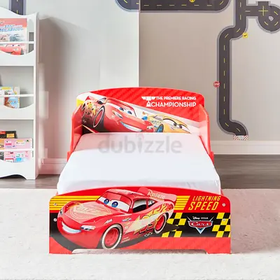 Lightning mcqueen bed