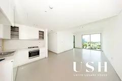 Spacious 2BR | Next to Burj Khalifa | Zabeel Mall Access | Ready to Move In | Multiple Options Avail