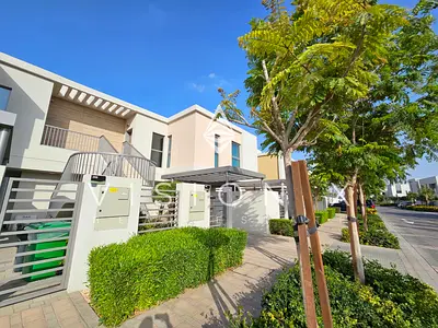 Spacious Family Villa | Private Garden | Popular Community
