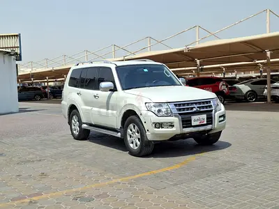 AED 1127/month | 2016 Mitsubishi Pajero  | GCC Specs | Ref#501644