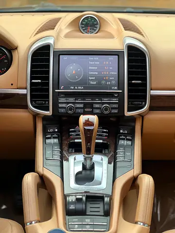 صورة مصغرة 10 لـ 2016 Porsche CAYENNE