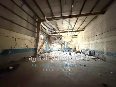 للايجار مستودع الصناعيه 2 | موقع استراتيجي مميز | قريب من الرئيسي | مساحه واسعه | تصميم عصري | مكاتب للاعمال | ميزان | كهربا عاليه | ارتفاع | تسهيلات