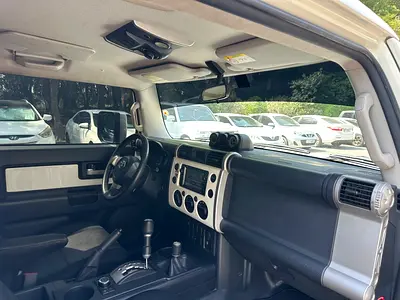 2015 Toyota FJ CRUISER — фото 7