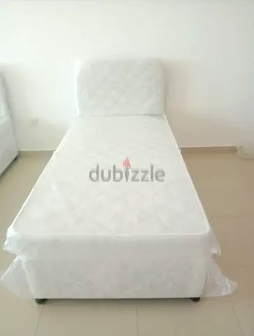 BRAND NEW SINGLE AMERICAN BED 90X190 CM WITH MATTRESS