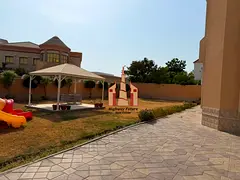 20000sqft villa for rent with Garden and pool terrace sparete majlis Room 6bedroom villa