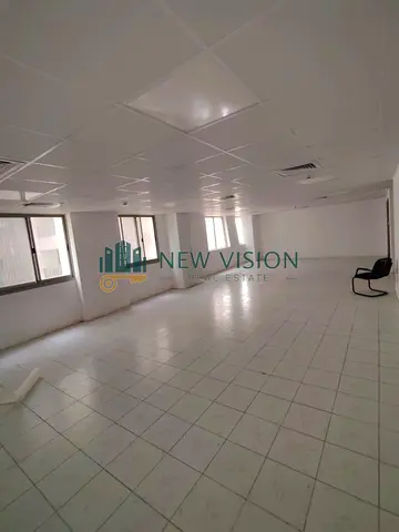 Commercial Office | 1,950 Sq Ft | Free AC | Khalid Lake | 4 Cheques