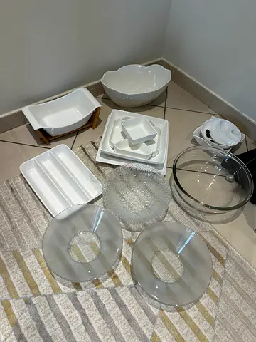 Kitchen crockeries and designed mugs