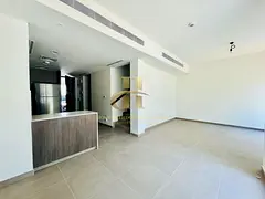 CENTRAL LOCATION | NEAR POOL AND PARK