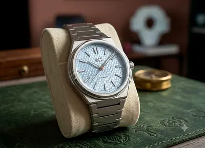 Christopher Ward Twelve / 36mm Glacier Blue watch