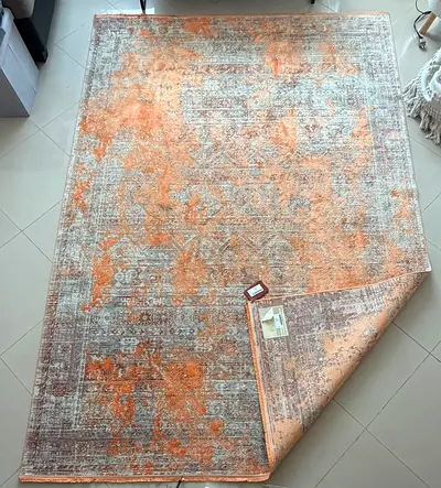 Vintage-style orange and grey area rug, 200x300 cm (approx.)