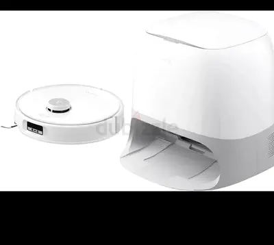Robot Vacuum Cleaner with Auto-Empty Dock (White) - Good Condition