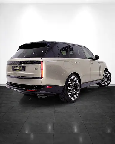 2023 LAND Rover RANGE ROVER — миниатюра 3