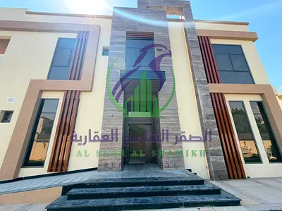 فيلا فاخرة للإيجار السنوي في منطقة القوز الشارقة جاهزة للسكن الفوري، بتشطيبات عصرية غرف واسعة موقف سيارات مغطى وخيارات دفع مرنة