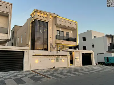 Villa in a prime location, two floors, roof, 6 master bedrooms, electricity and water included, freehold ownership