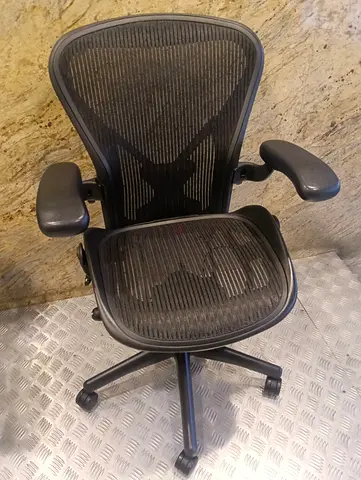 Herman Miller brand chair like new condition perfect working